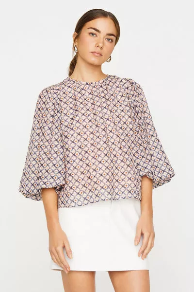 Harly Top ~ Blush Lattice