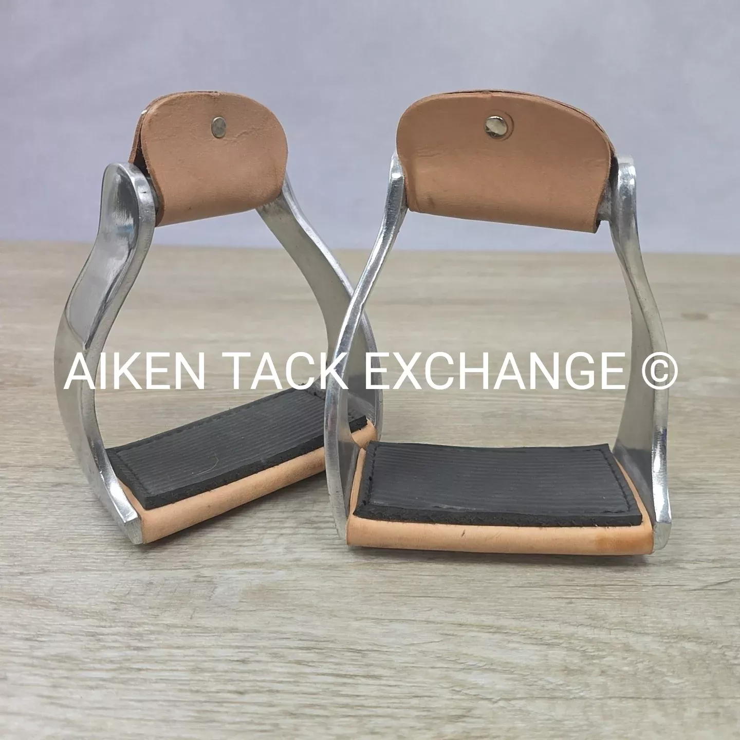 Showman Leather Wrapped Bowed Aluminium Stirrups, 4.75"