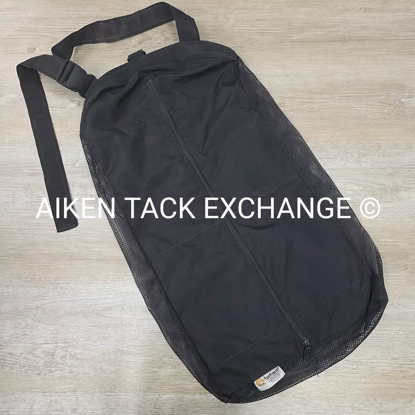 Tuck-M-In Hanging Bridle Bag